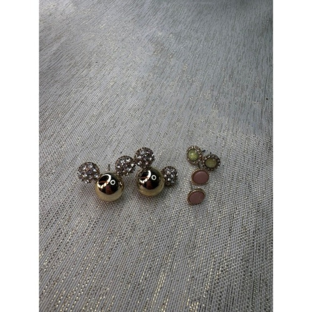 Set of three‎ earrings
